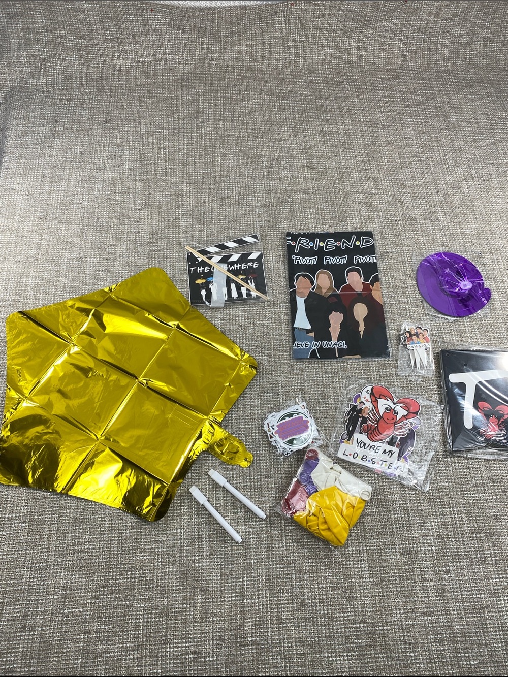 FRIENDS Gold and Purple Party Decorations Kit